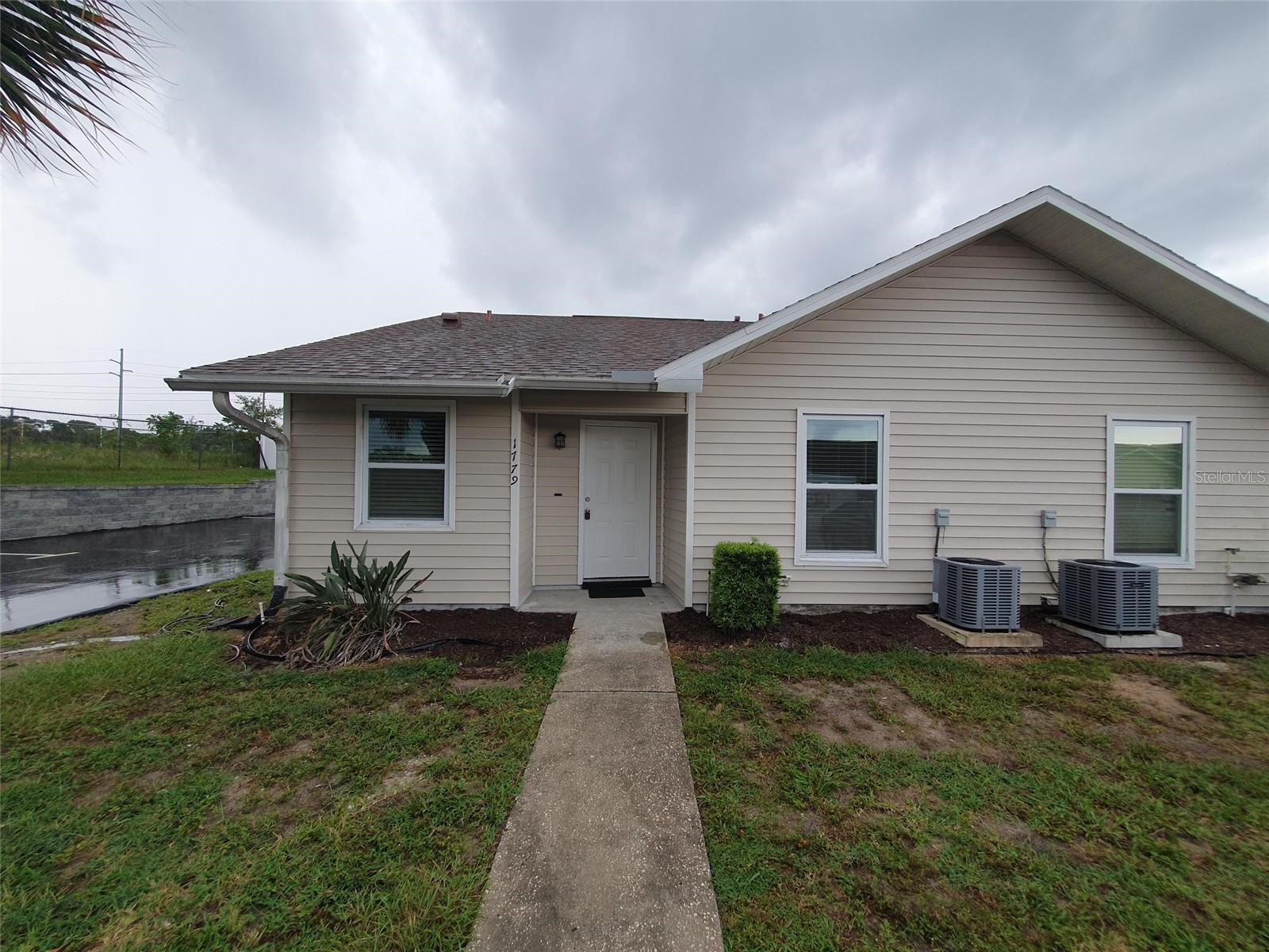 Highly desireable end unit villa 2/2 just remodled and wating for new tenant. Semi-private patio and all new appliances. Rent includes maintenance, pest control, lawn care, and trash. Tenant pays water, electric, and internet. Great school district and very quiet, and side window is on the east side meaning no direct sunshine in the late afternoon. All storm windows, and no units in this complex flooded last year during the storms.
