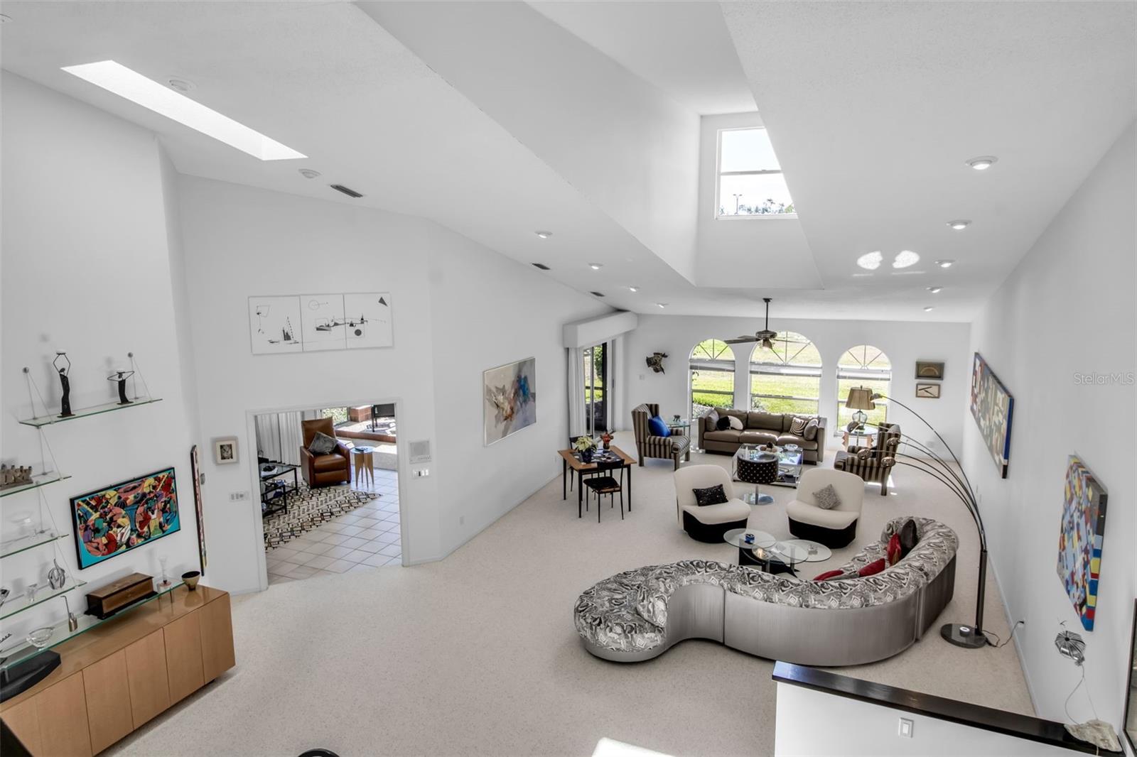 VILLA PALMERAS - Residential