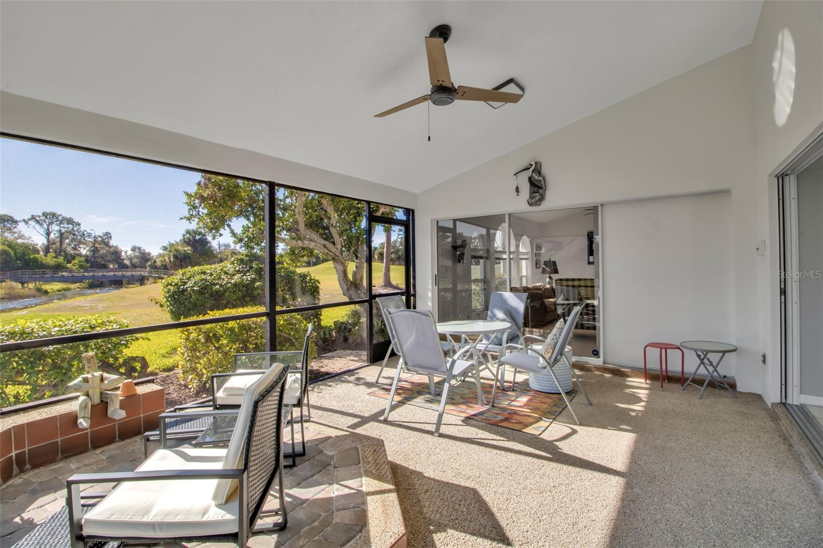 VILLA PALMERAS - Residential