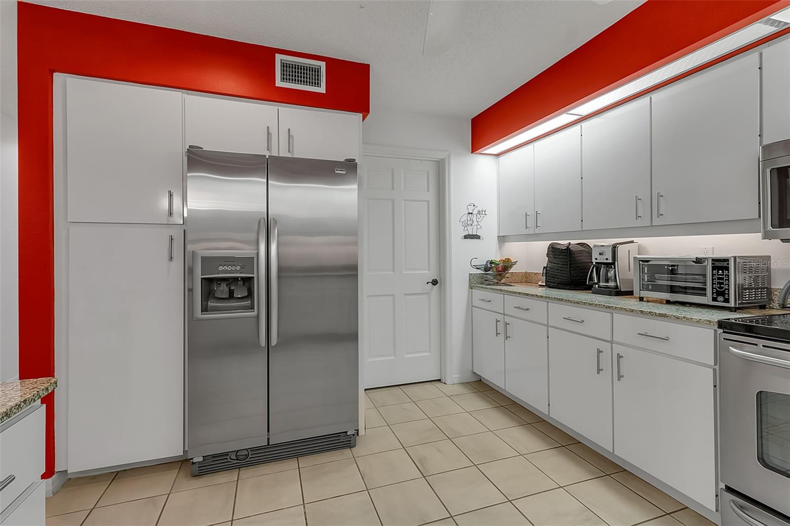 VILLA PALMERAS - Residential