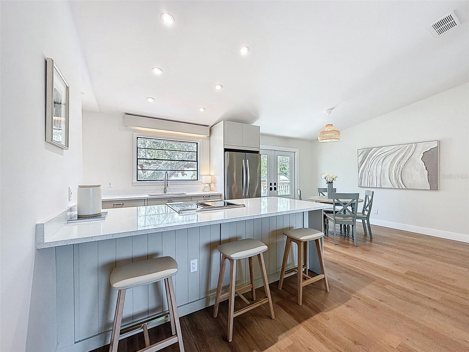 SHOREACRES CENTER - Residential