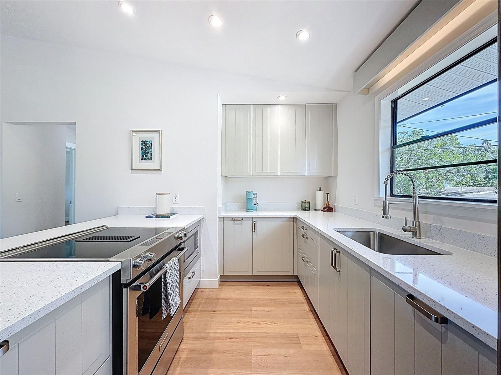 SHOREACRES CENTER - Residential