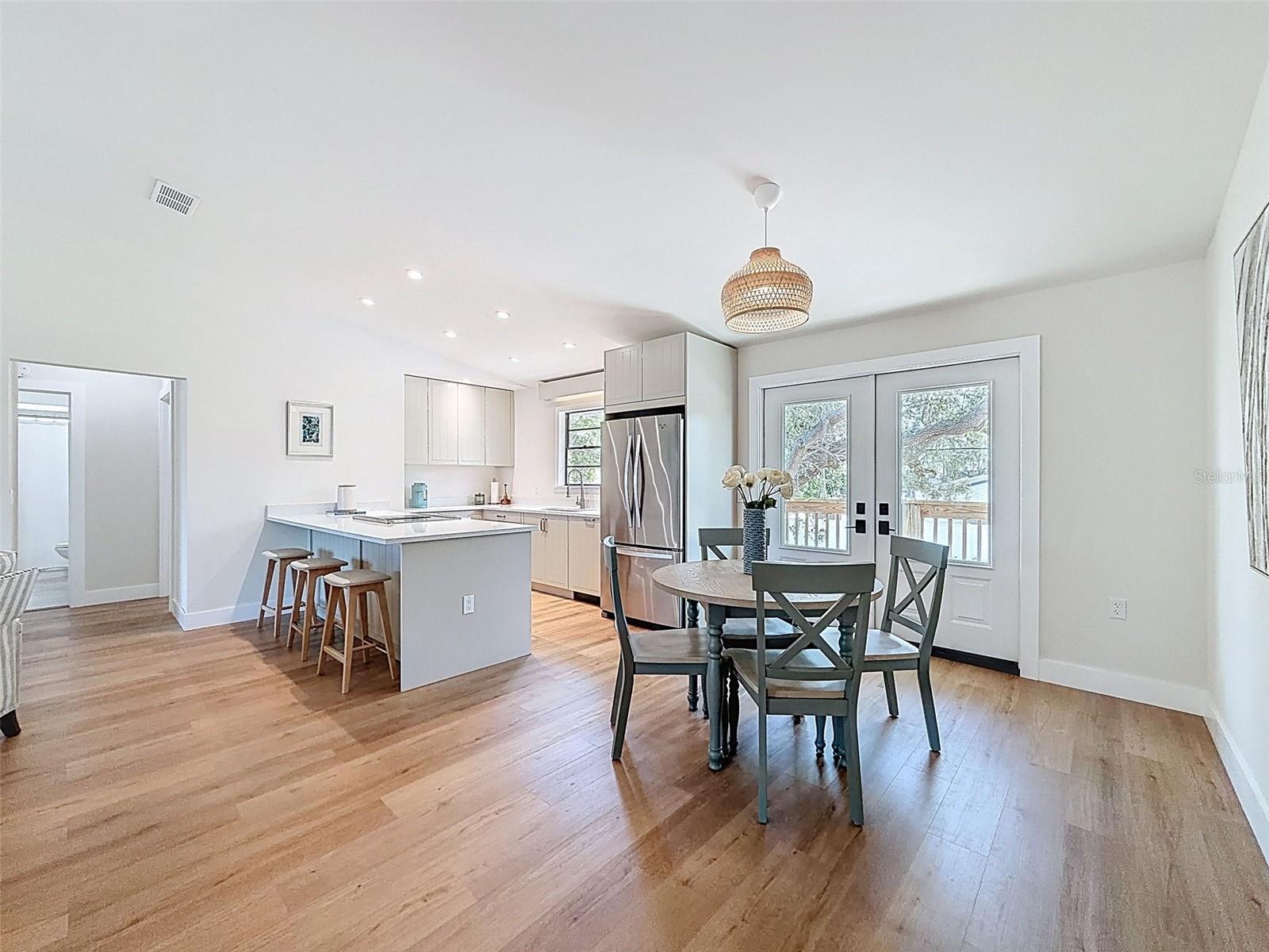 SHOREACRES CENTER - Residential