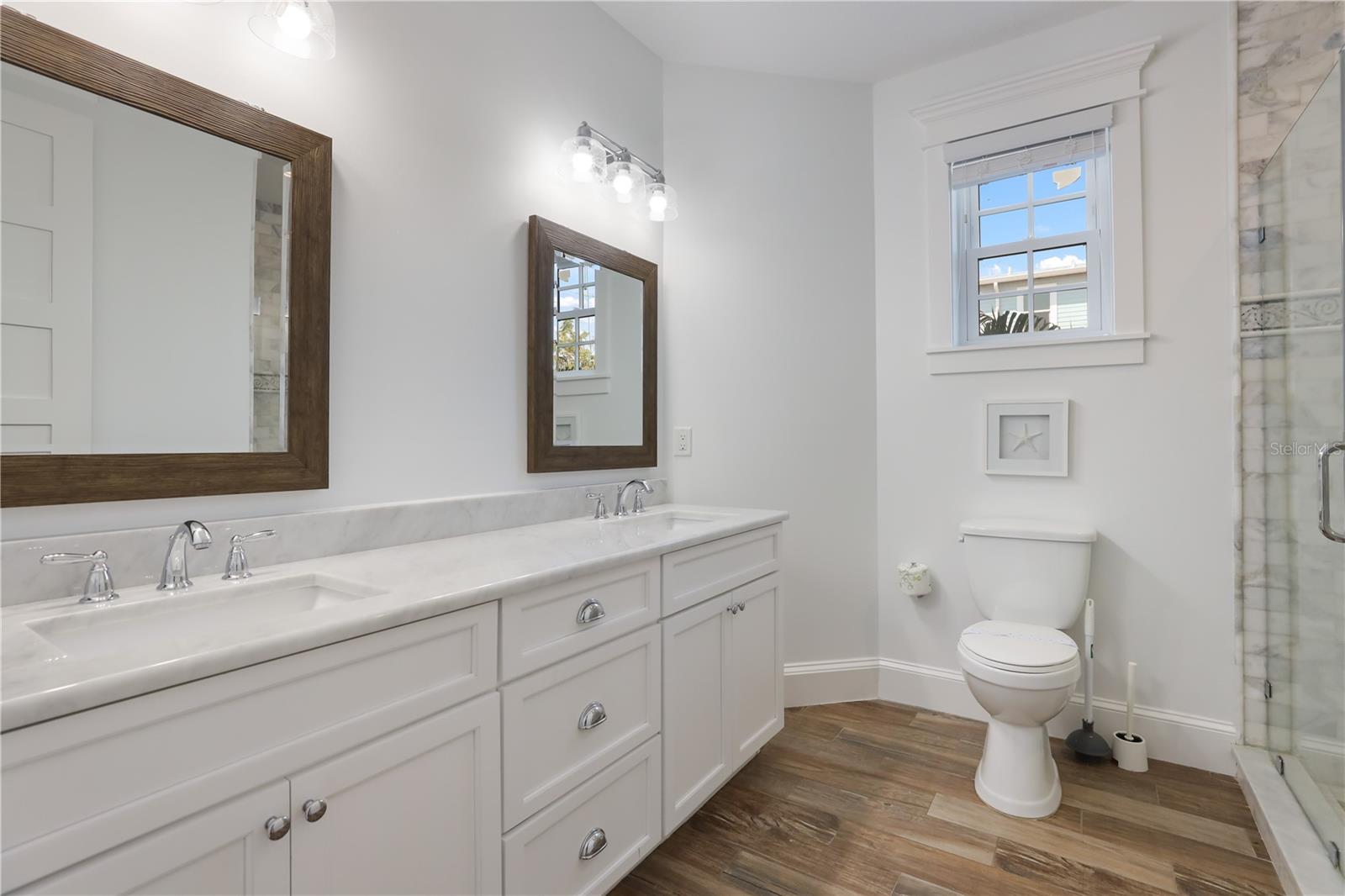 ILEXHURST - Residential