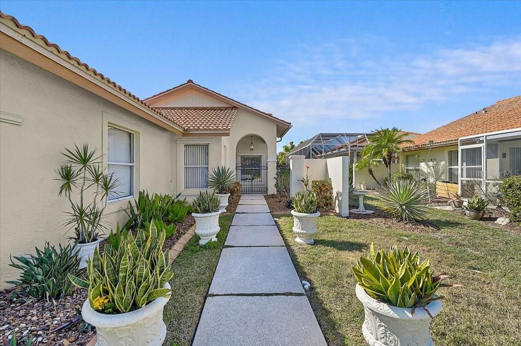 Photo of 4640 Peridia Boulevard E, Bradenton, FL 34203 (MLS # A4680806)