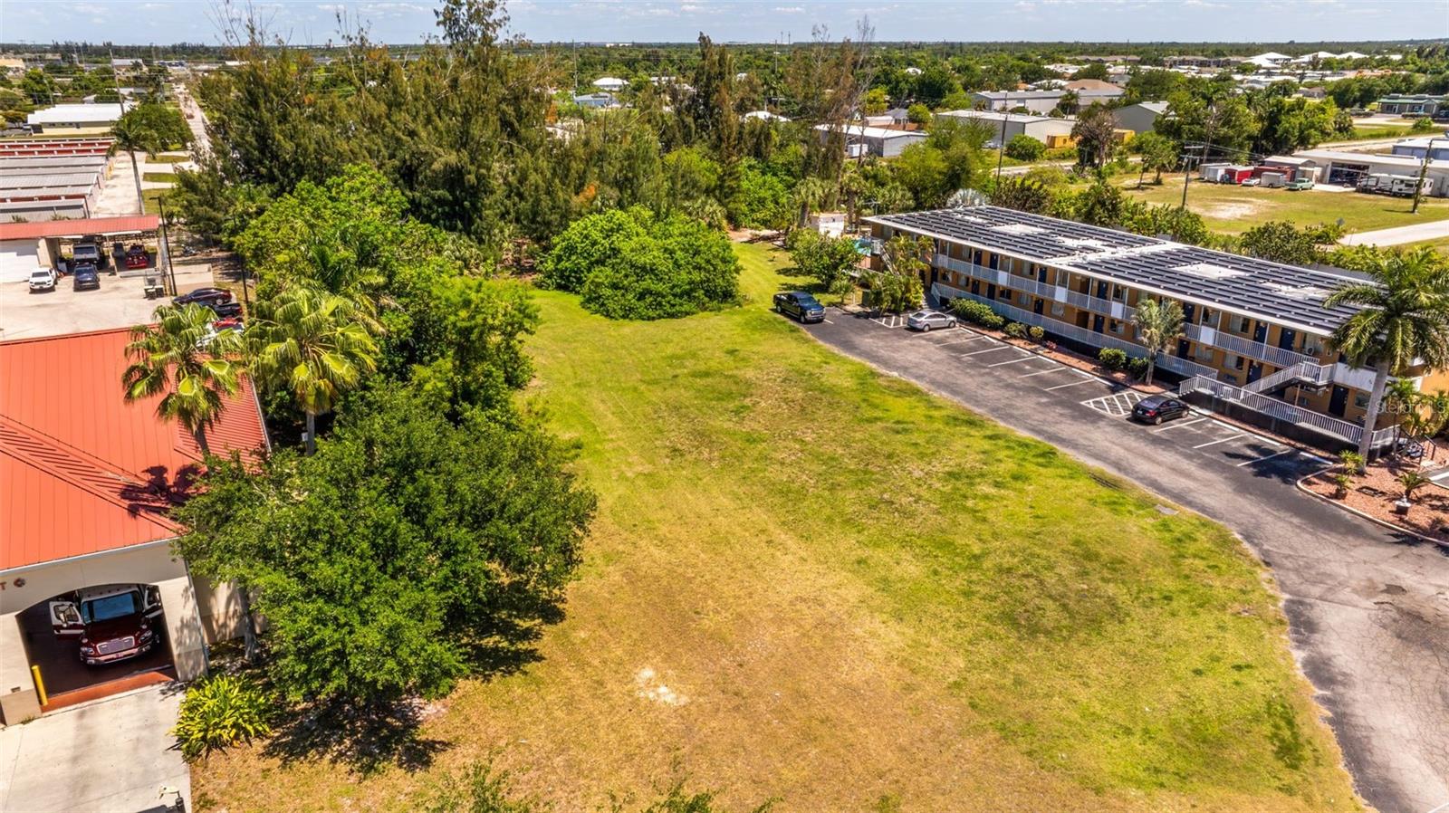 PUNTA GORDA - Land
