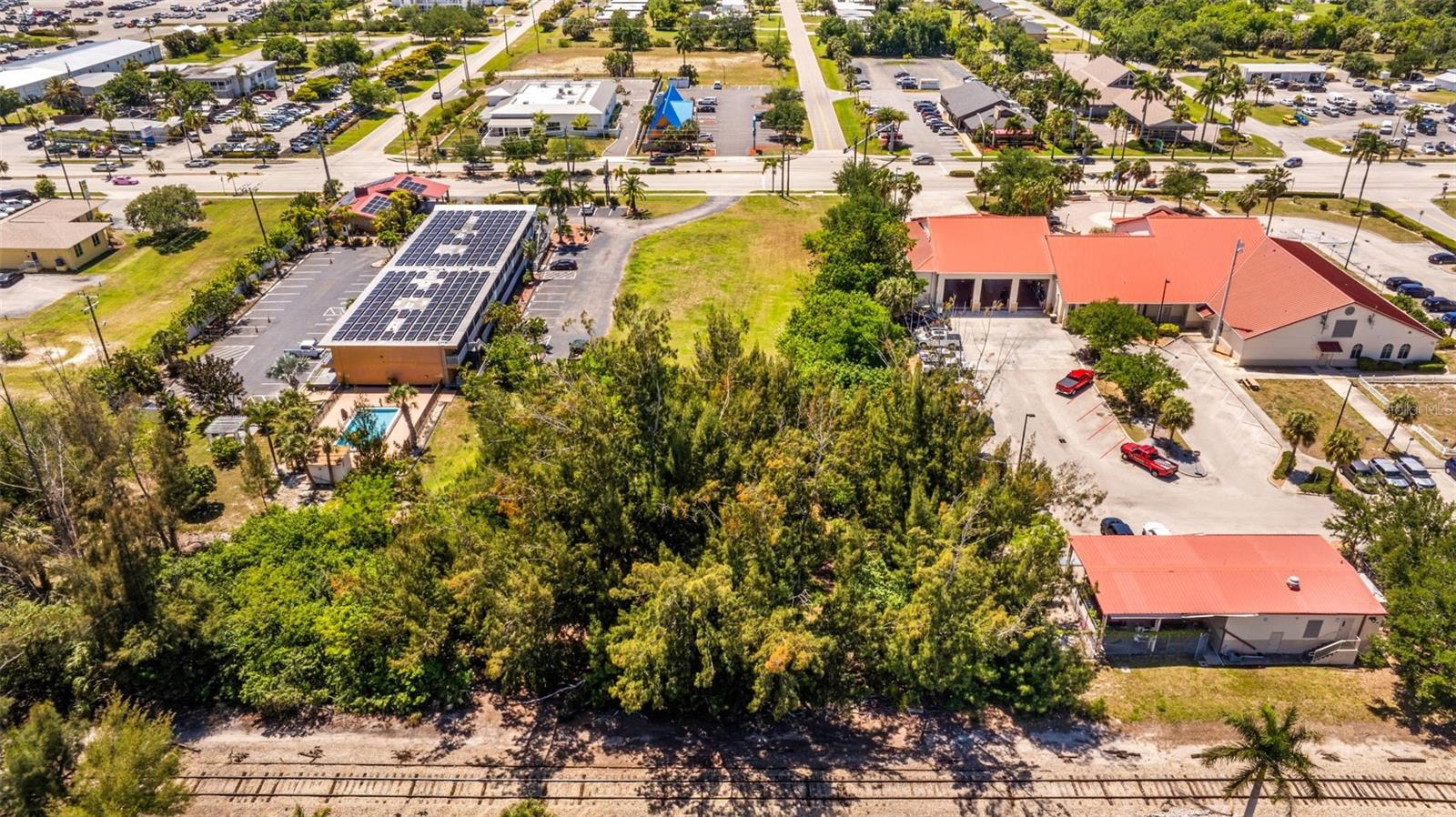 PUNTA GORDA - Land