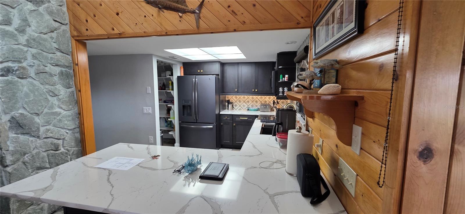 RIVER OAKS ACRES - Residential