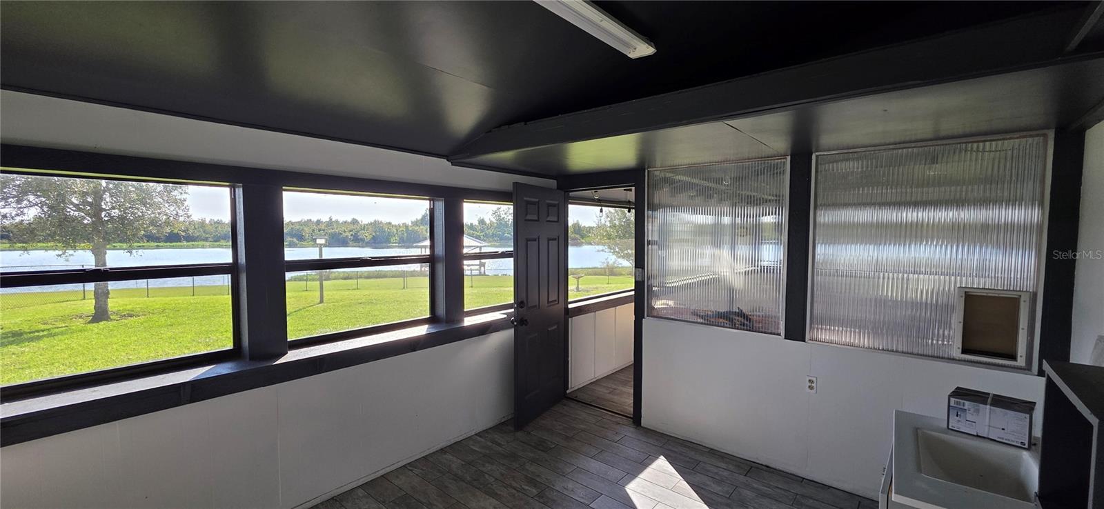 RIVER OAKS ACRES - Residential