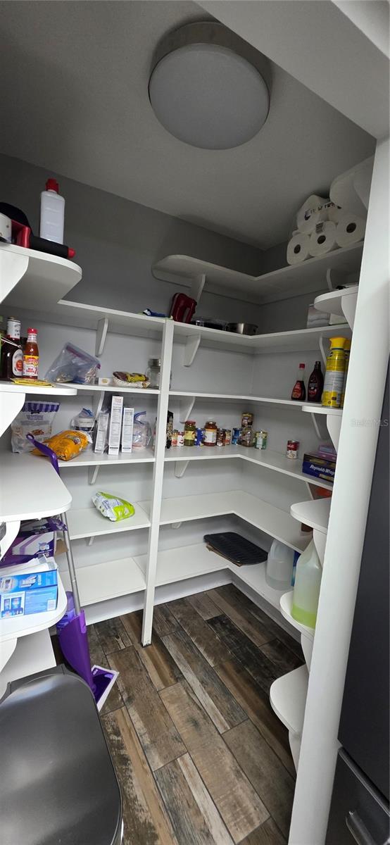 RIVER OAKS ACRES - Residential