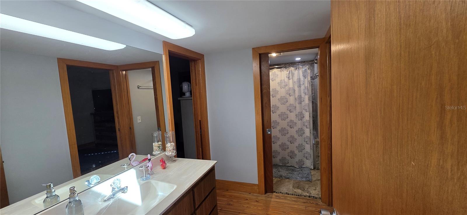 RIVER OAKS ACRES - Residential