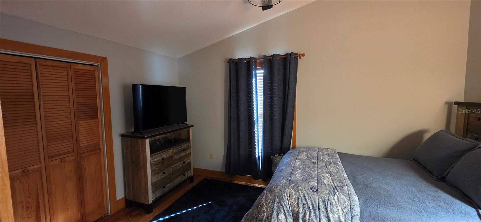 RIVER OAKS ACRES - Residential