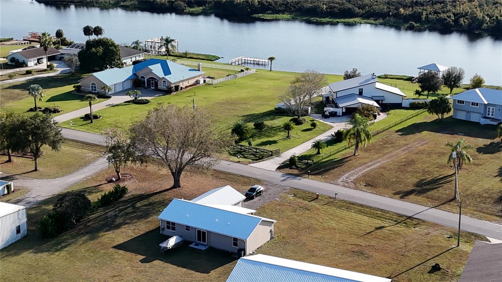 RIVER OAKS ACRES - Residential