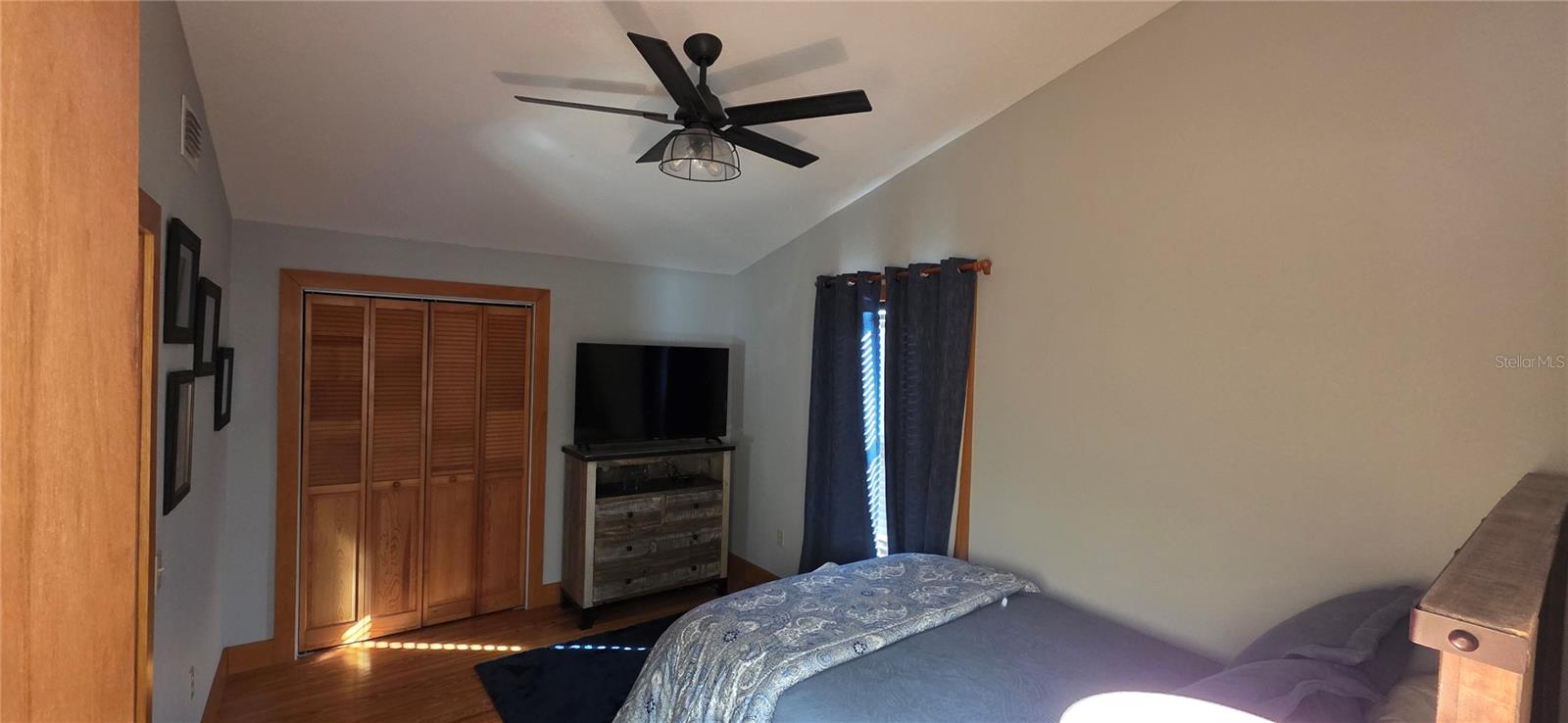 RIVER OAKS ACRES - Residential