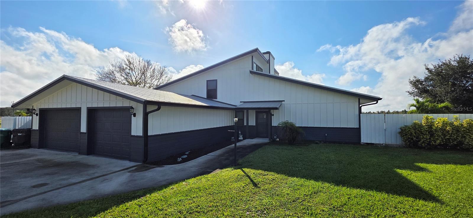 RIVER OAKS ACRES - Residential