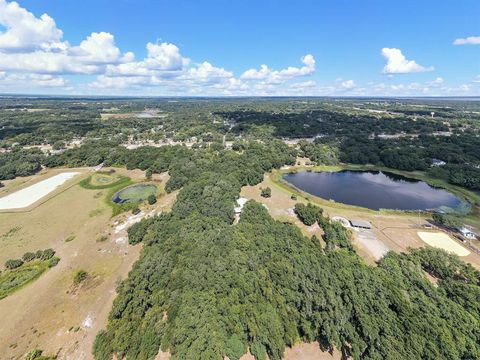 Tiny photo for 907 W Miller Street, Fruitland Park, FL 34731 (MLS # G5065033)