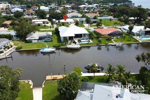 A home in SARASOTA