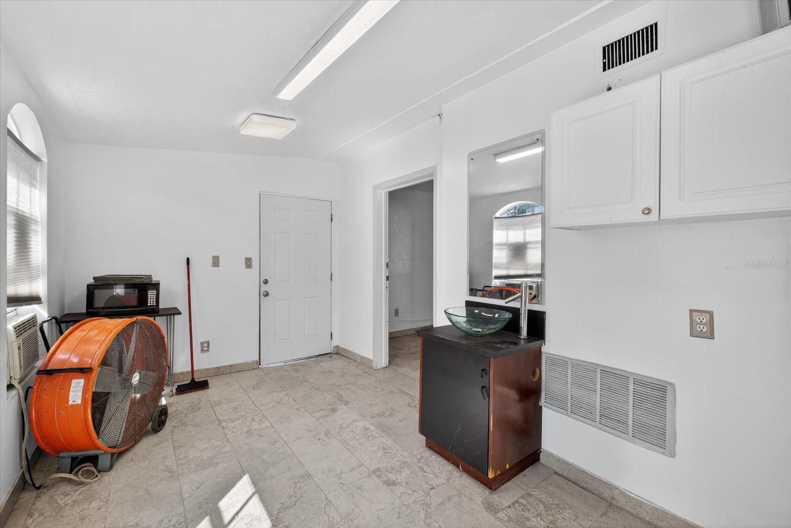FAIRVIEW - Residential