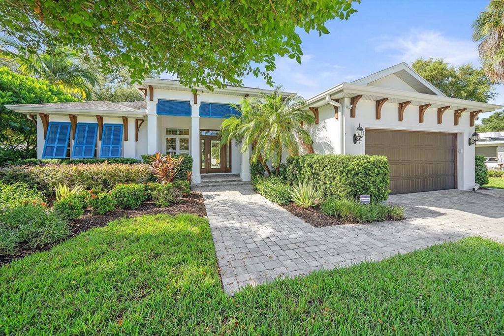 Photo of 2436 Arlington Street, Sarasota, FL 34239 (MLS # A4706402)