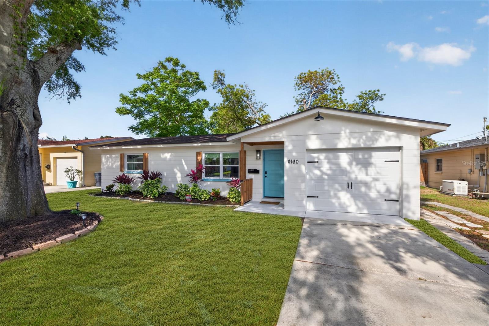 K & H CLEARVIEW 1ST ADD - Residential