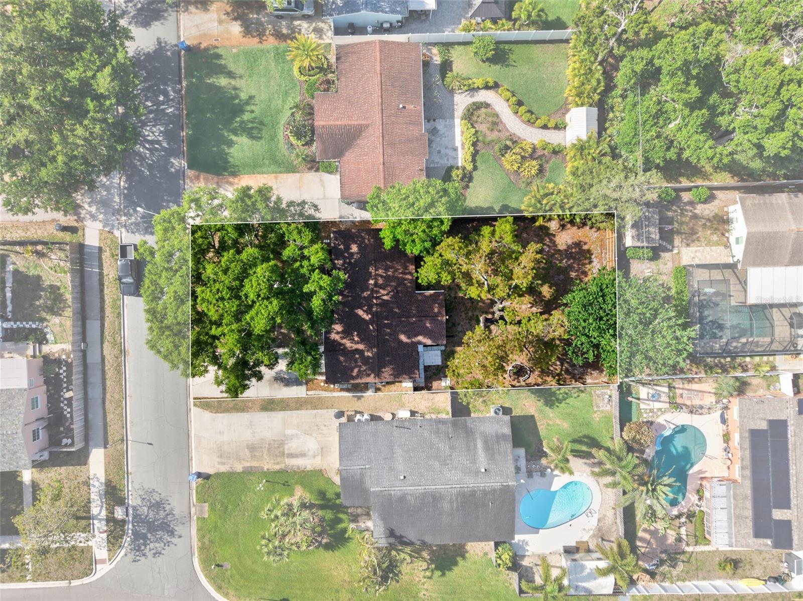 K & H CLEARVIEW 1ST ADD - Residential