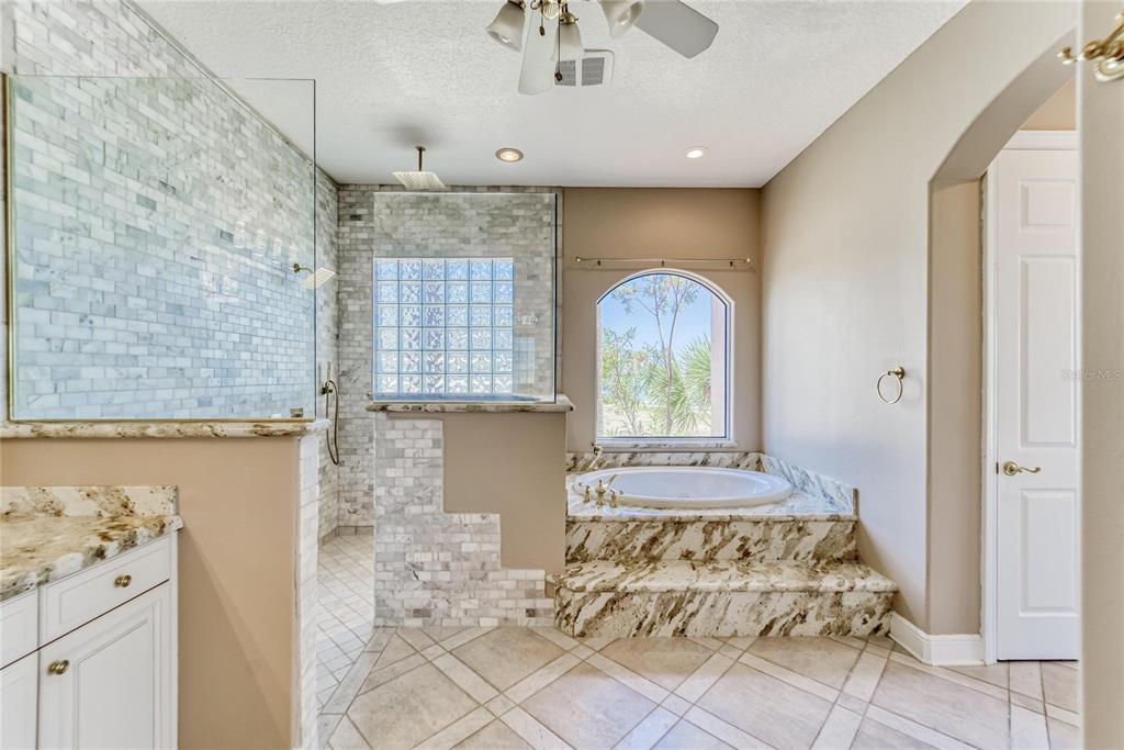 ANDALUCIA SUB - Residential