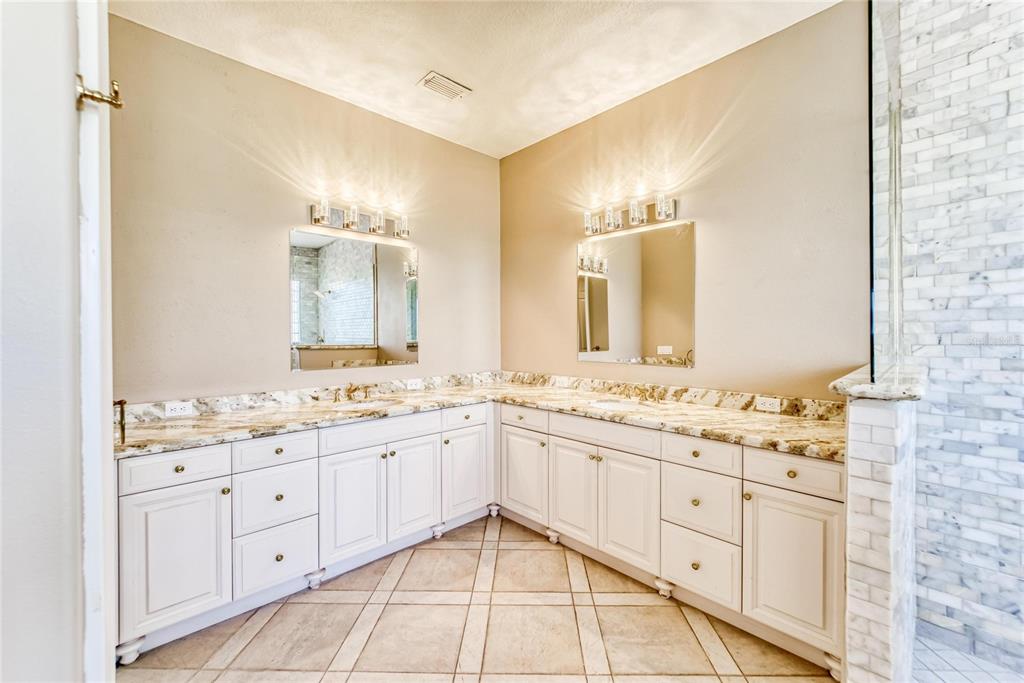 ANDALUCIA SUB - Residential