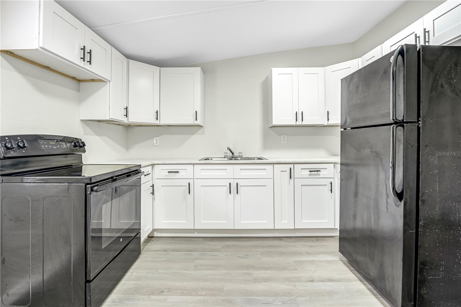 HOLIDAY ACRES UNIT 01 - Residential