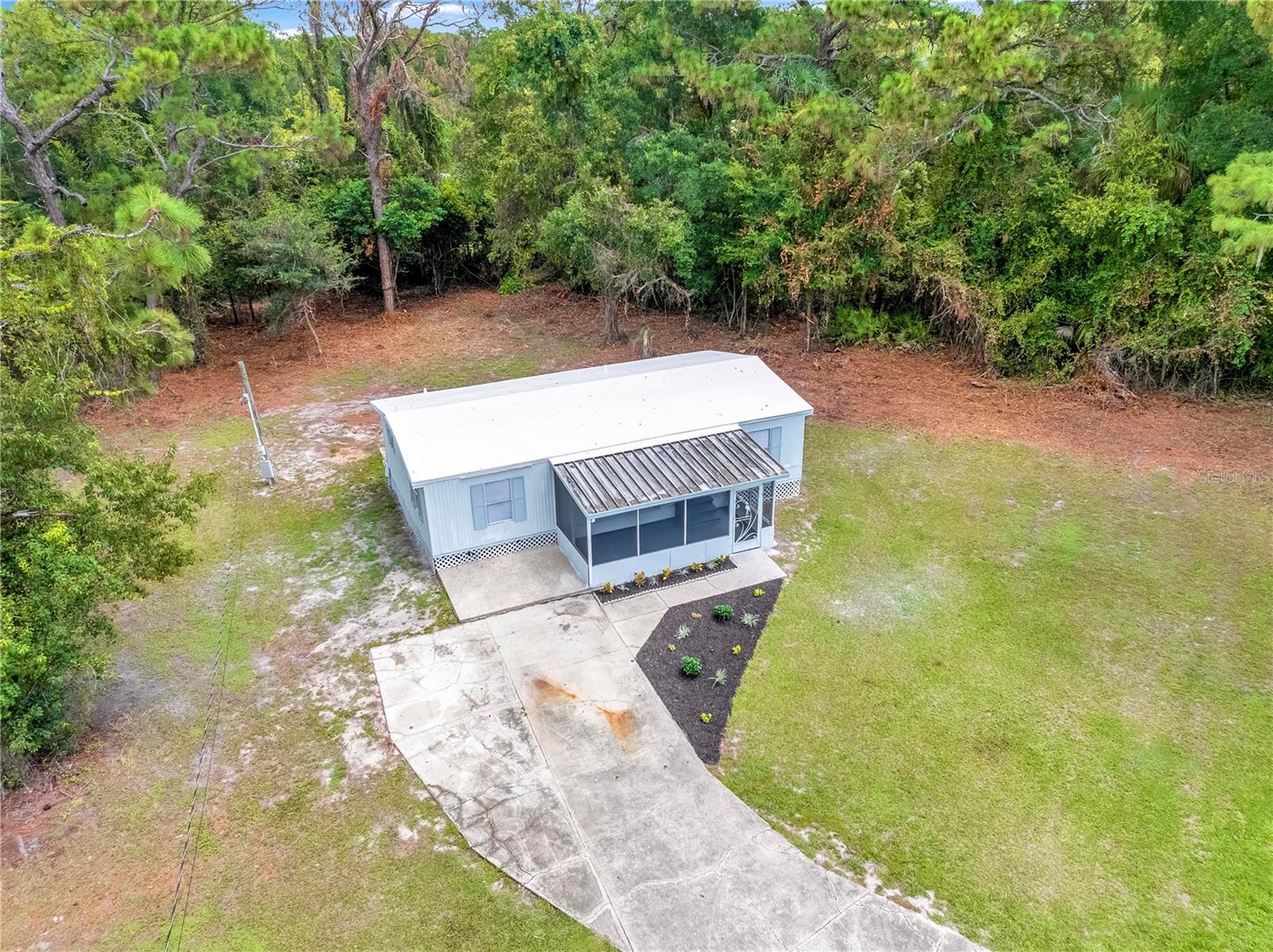 HOLIDAY ACRES UNIT 01 - Residential