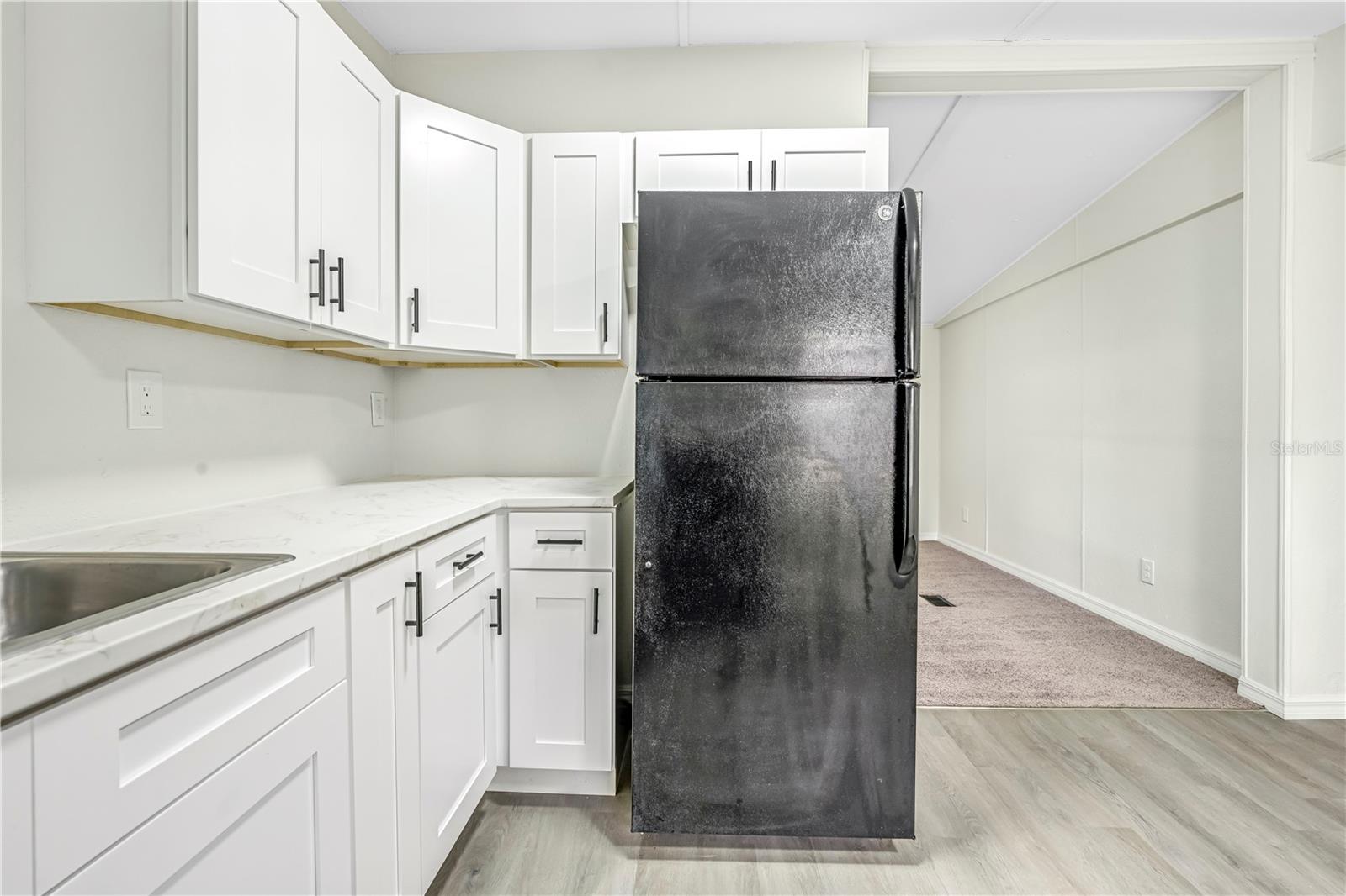 HOLIDAY ACRES UNIT 01 - Residential