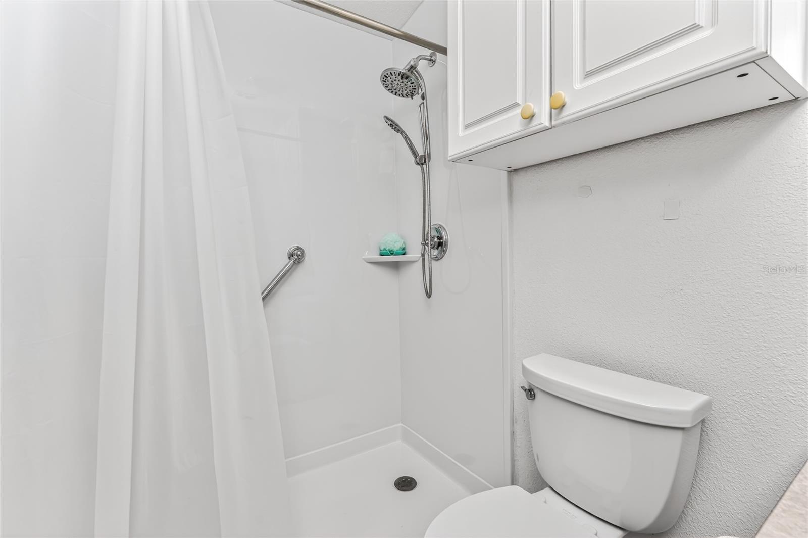 VILLAGE HOLIDAY LAKE - Residential