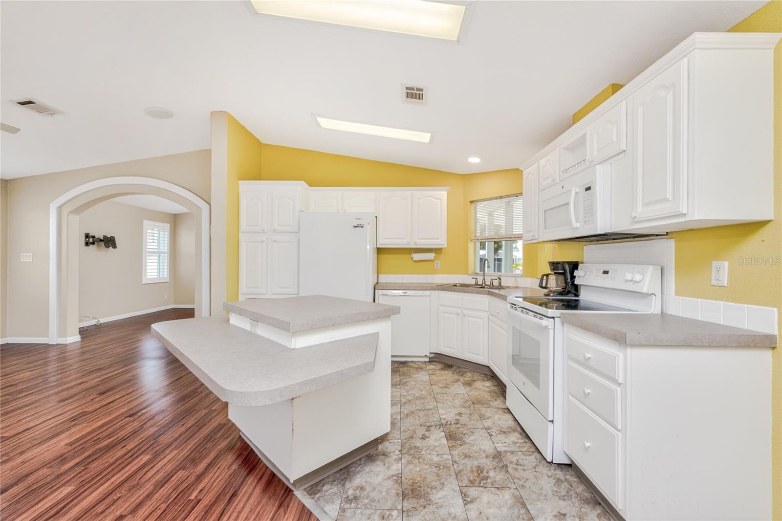 VILLAGE HOLIDAY LAKE - Residential