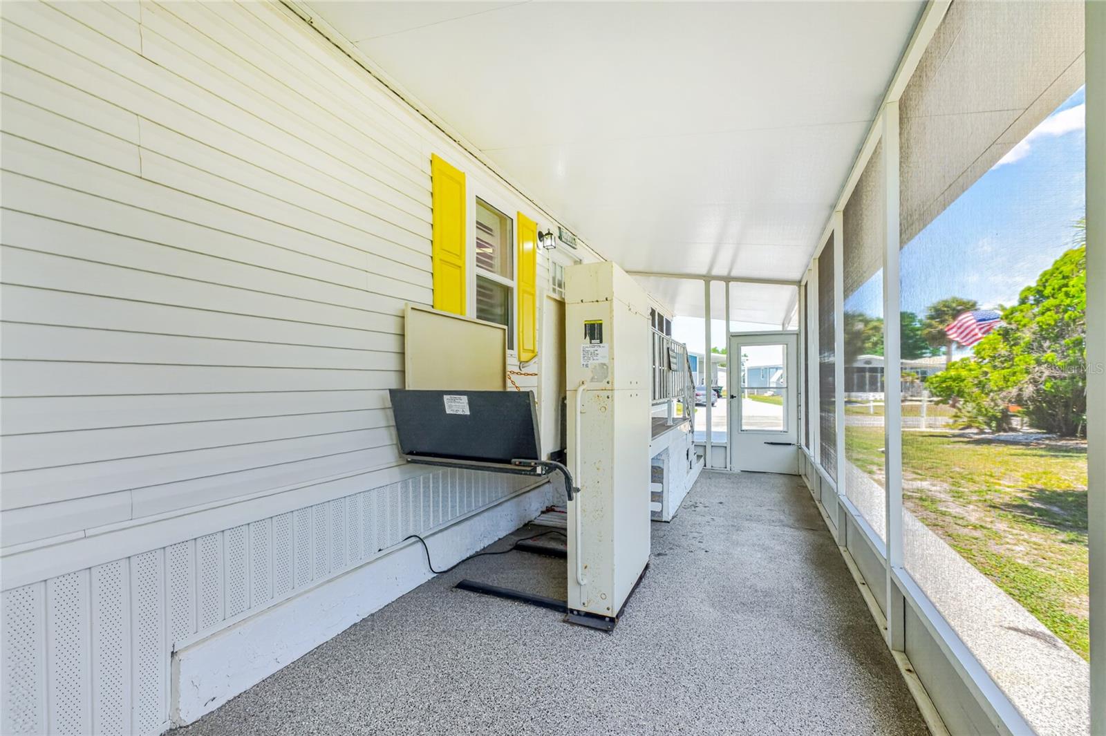 VILLAGE HOLIDAY LAKE - Residential