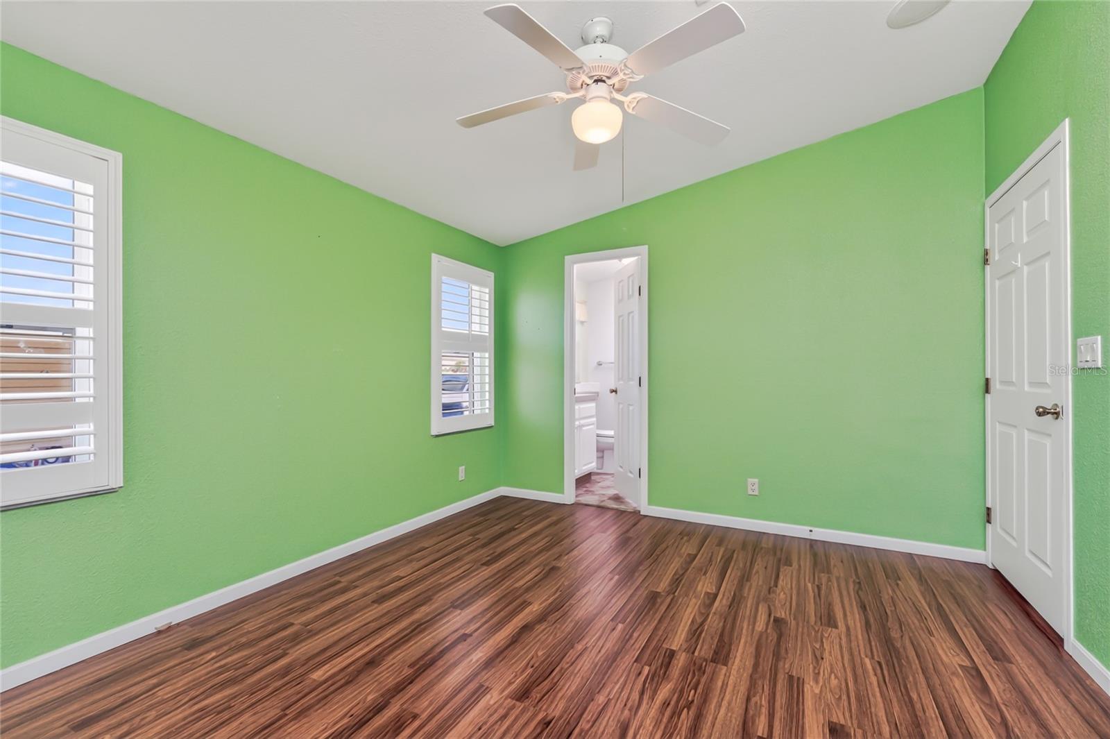 VILLAGE HOLIDAY LAKE - Residential