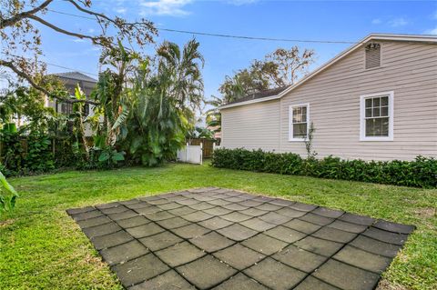 A home in TAMPA