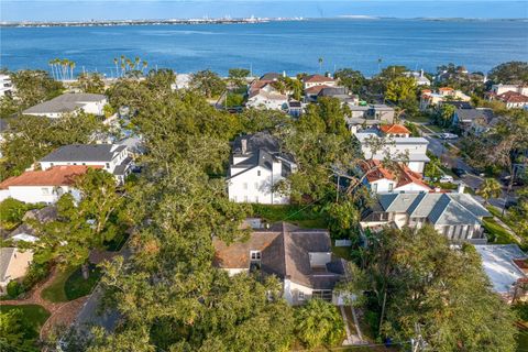 A home in TAMPA