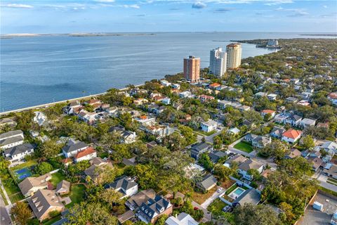 A home in TAMPA