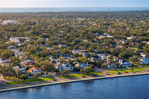 A home in TAMPA