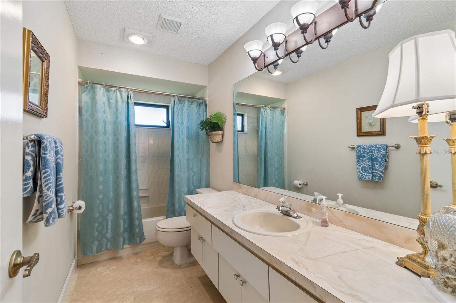 BARRINGTON WOODS PH 02 - Residential