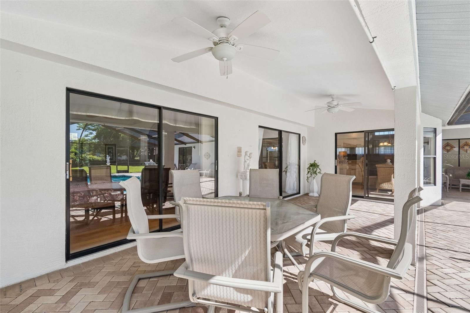 BARRINGTON WOODS PH 02 - Residential