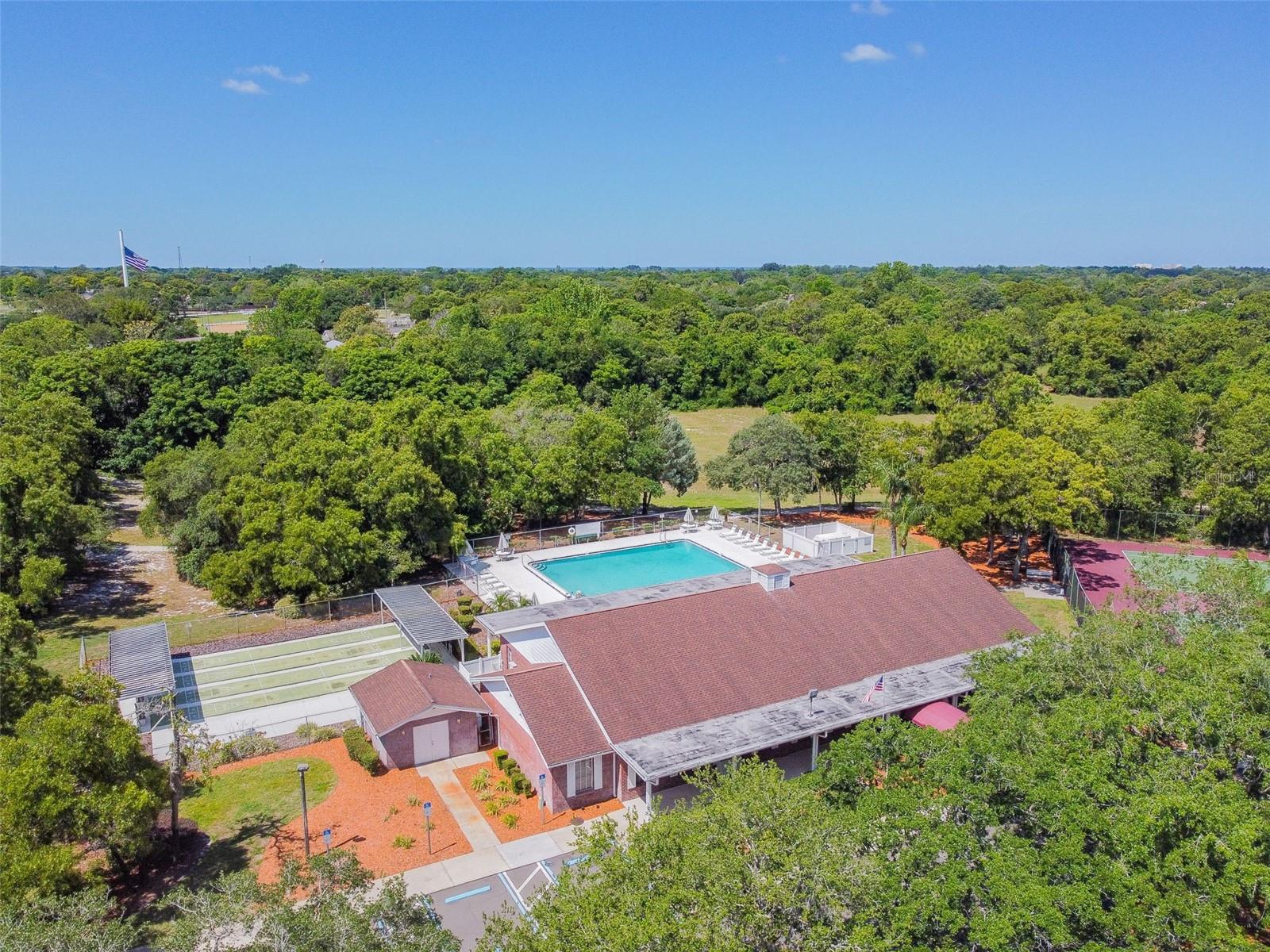 BARRINGTON WOODS PH 02 - Residential