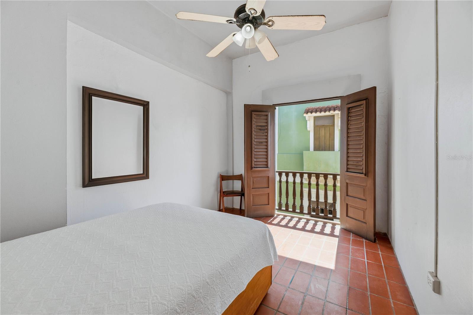 OLD SAN JUAN - Residential Income