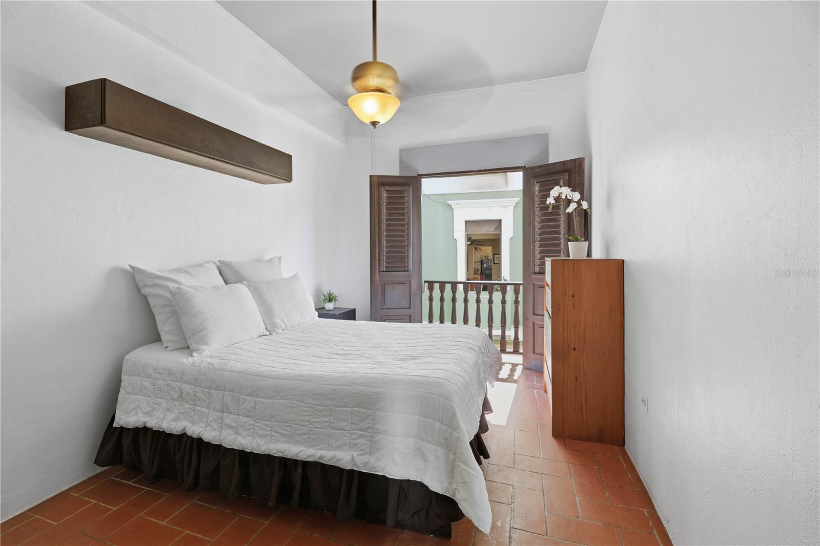 OLD SAN JUAN - Residential Income