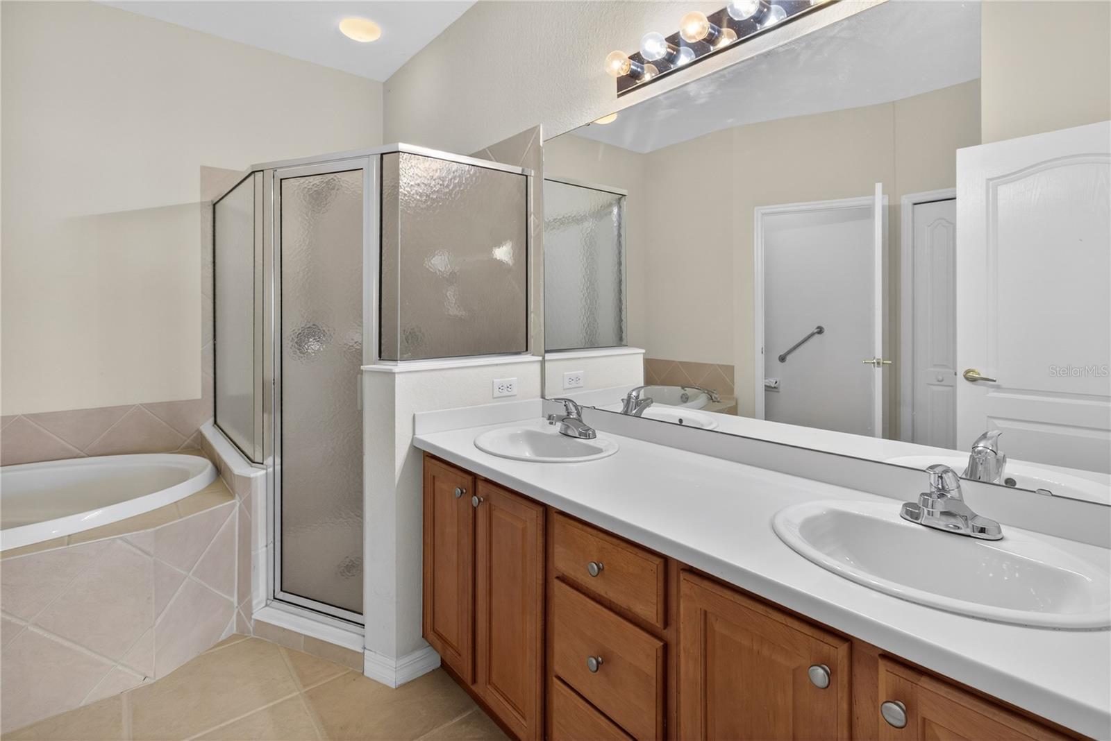 STONEYBROOK AT HERITAGE HARBOUR A-1 - Residential