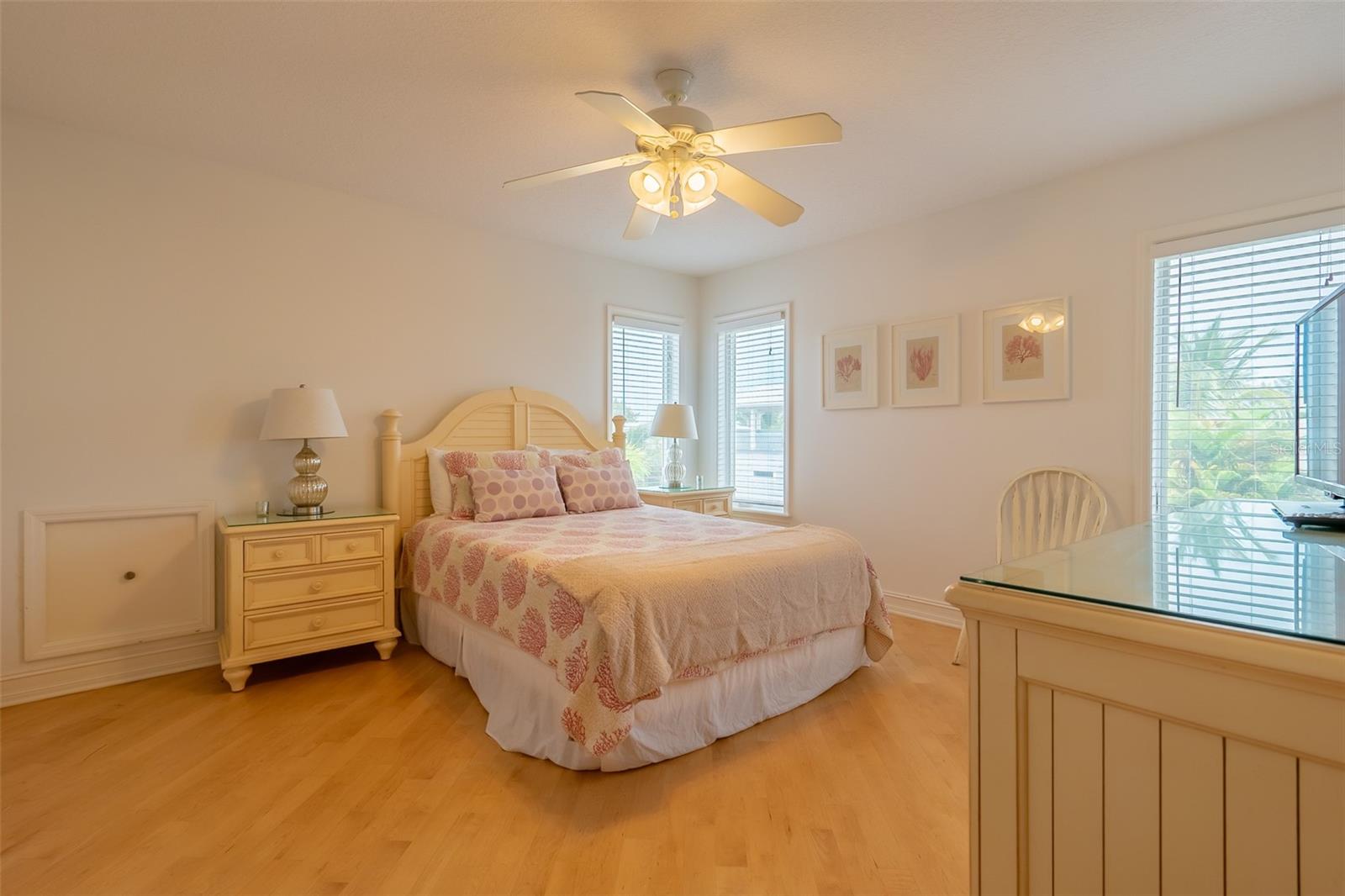 SHORE ACRES THIRD ADD - Residential