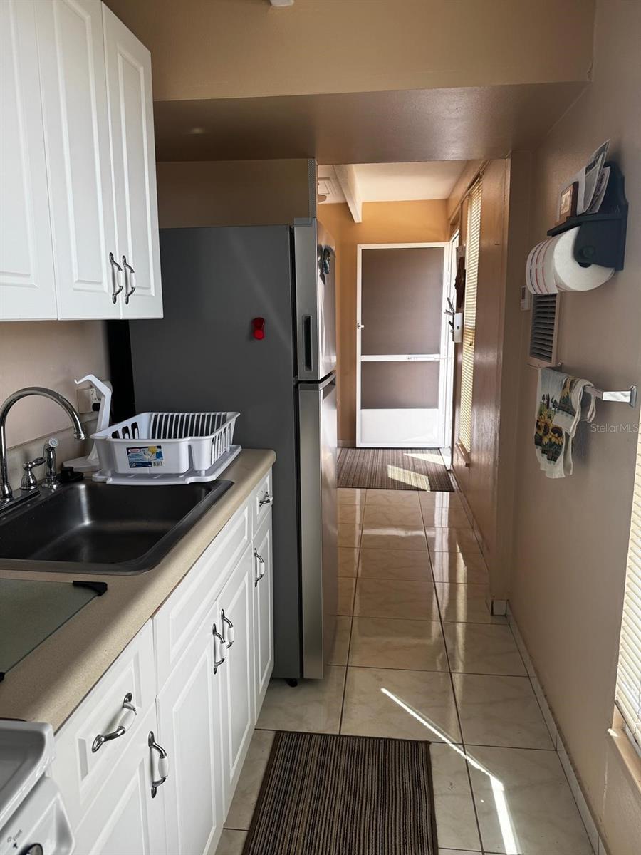 LAKESHORE CLUB - Residential