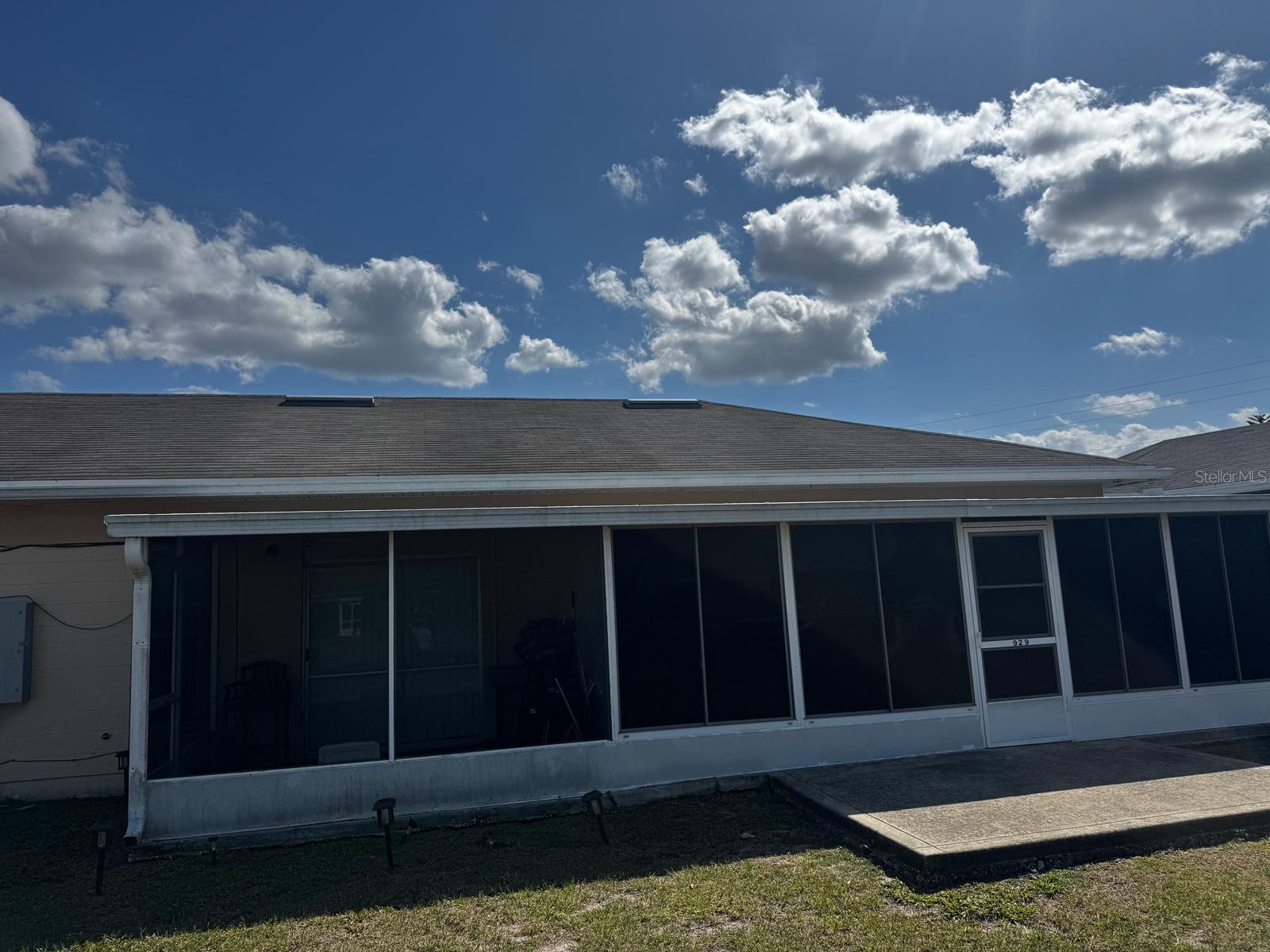 LAKESHORE CLUB - Residential