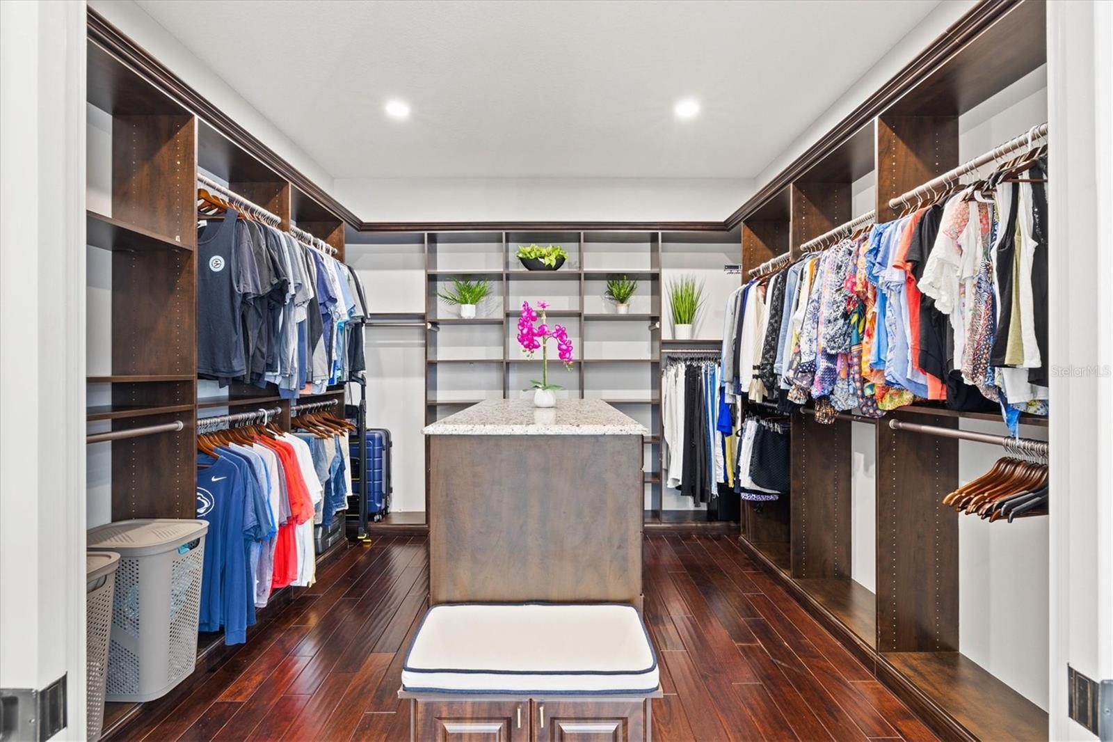 COUNTRY CLUB EAST AT LAKEWD RNCH QQ2 - Residential