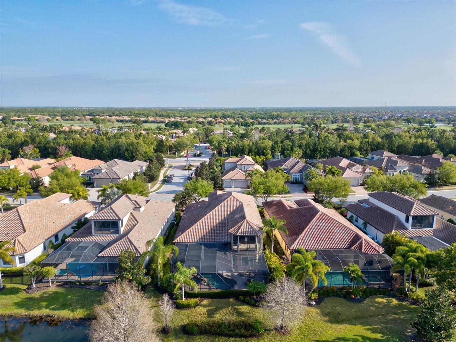 COUNTRY CLUB EAST AT LAKEWD RNCH QQ2 - Residential