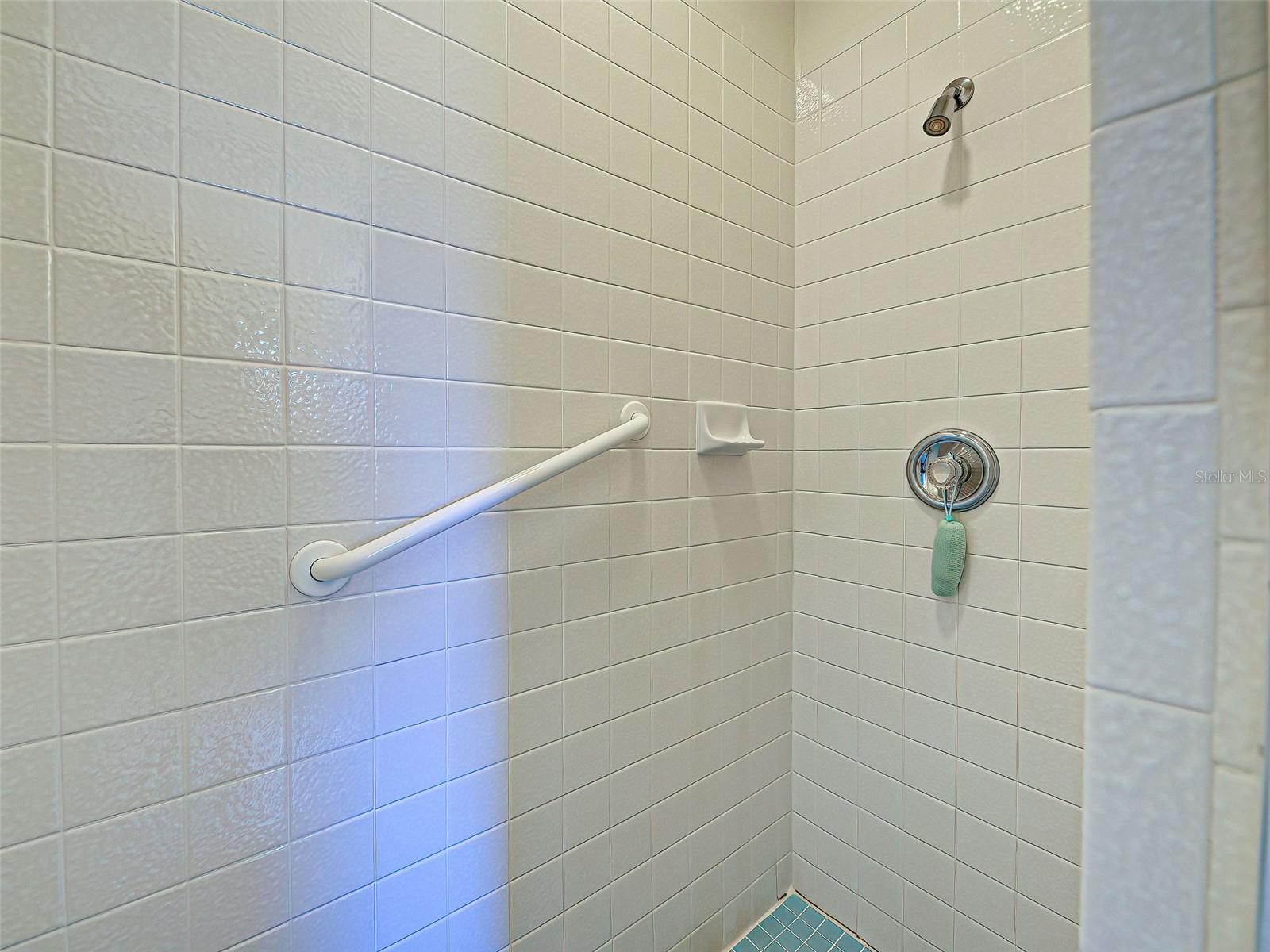 VENICE PALMS PH 1 - Residential